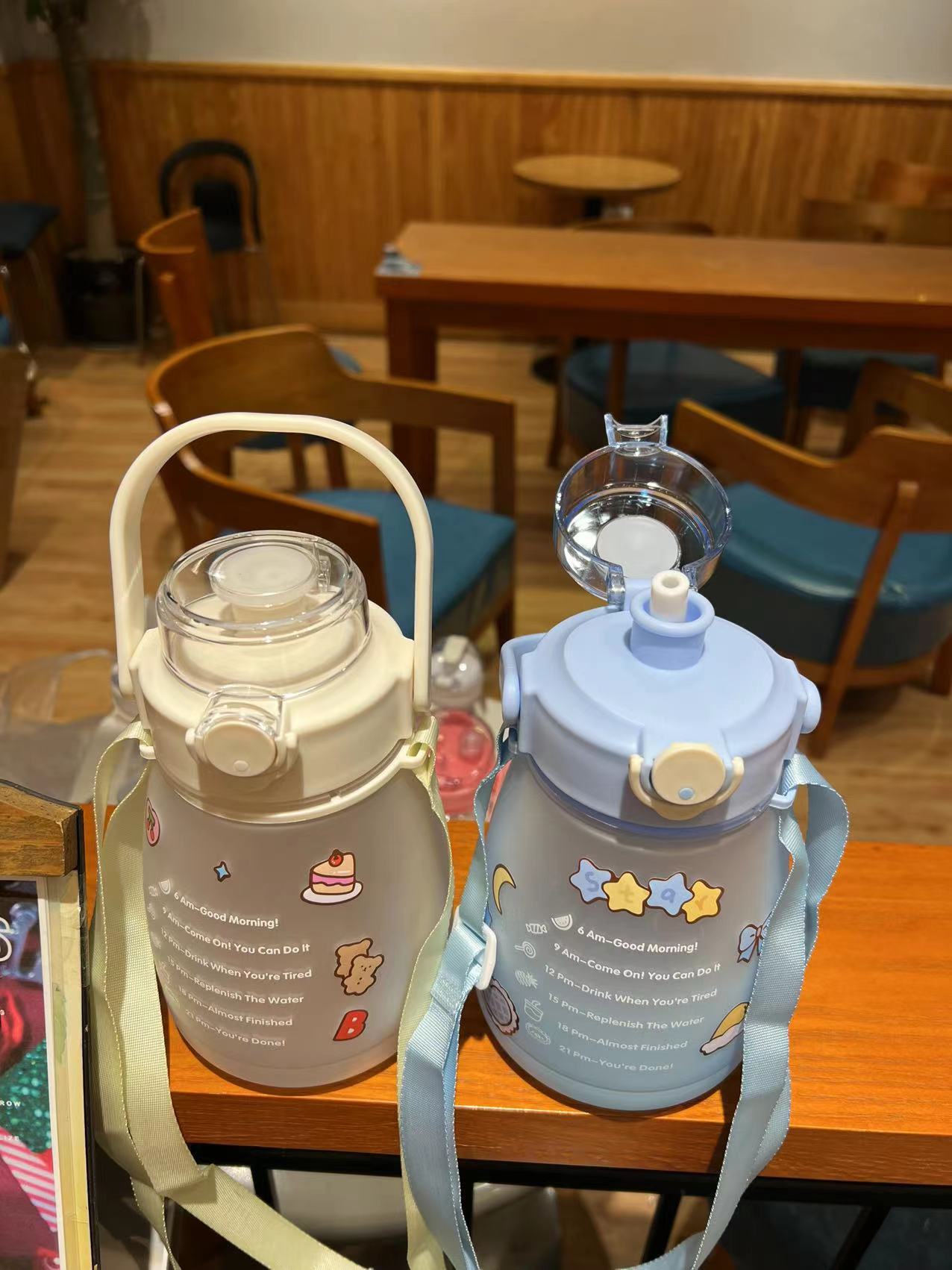 Cross-border Amazon cute large-capacity straw cup, plastic big-bellied cup, gradient color, summer Internet celebrity 1300ML water cup pic 13