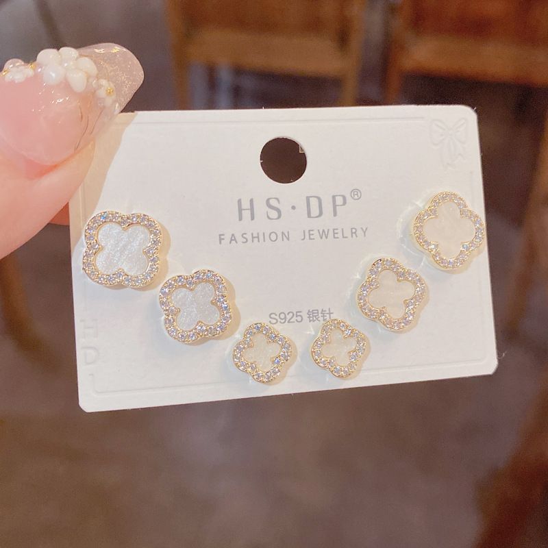 s925银针微镶锆石四叶花三件套耳钉女气质时尚简约小巧耳环耳饰女详情11