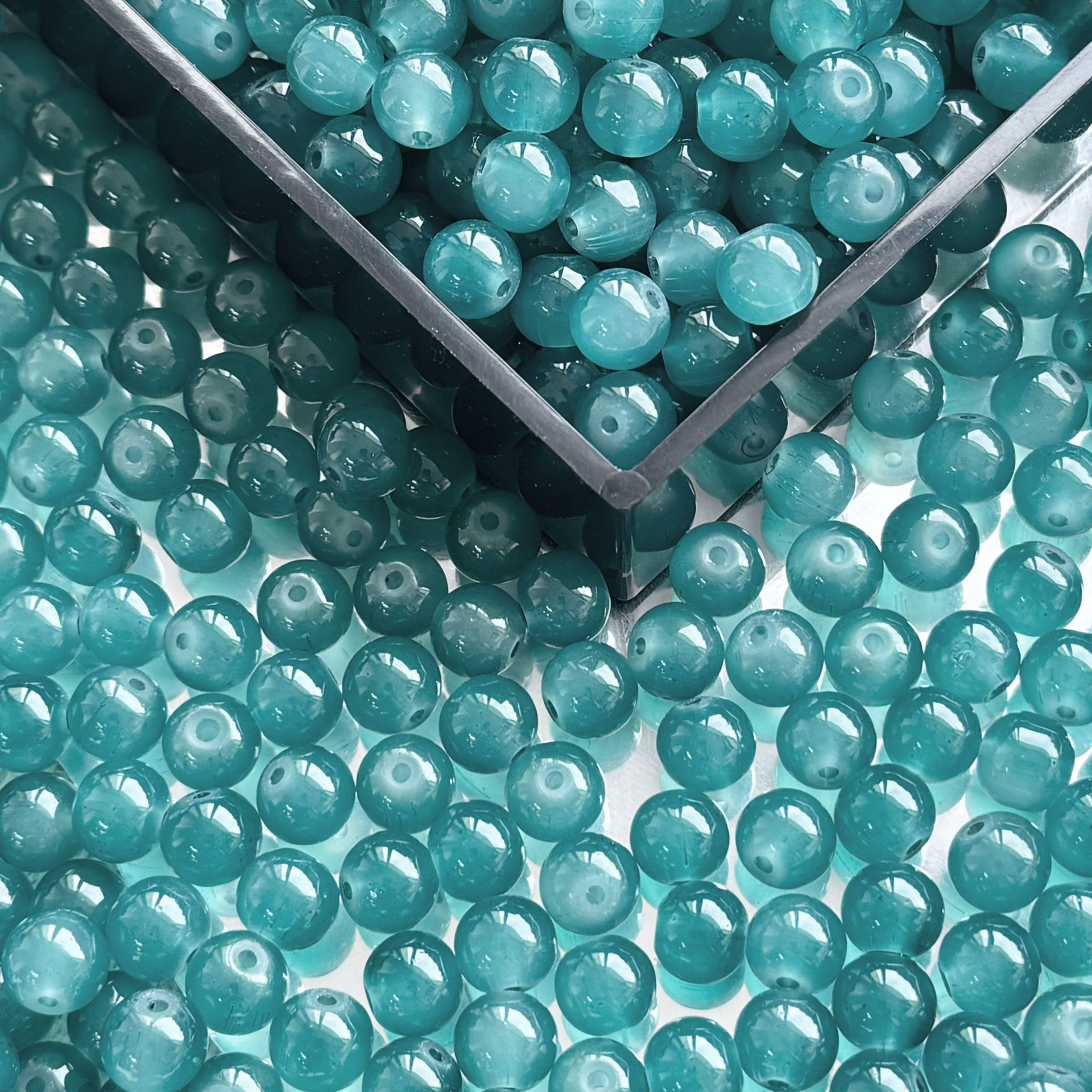 Solid-color glass beads, handcrafted DIY bracelets, necklaces, mobile phone chains, beaded hairpins, decorative glass bead accessories pic 6