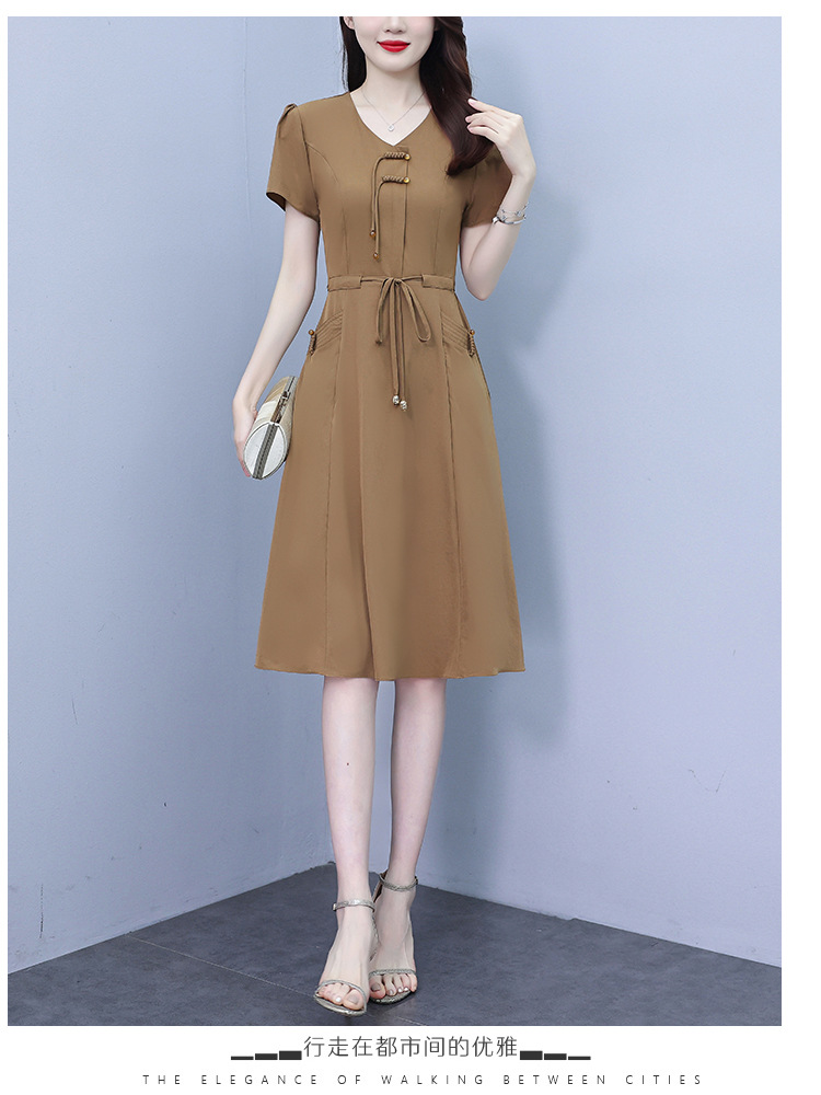 新中式V领连衣裙女2024夏季新款气质中长款收腰显瘦中年妈妈裙子详情29