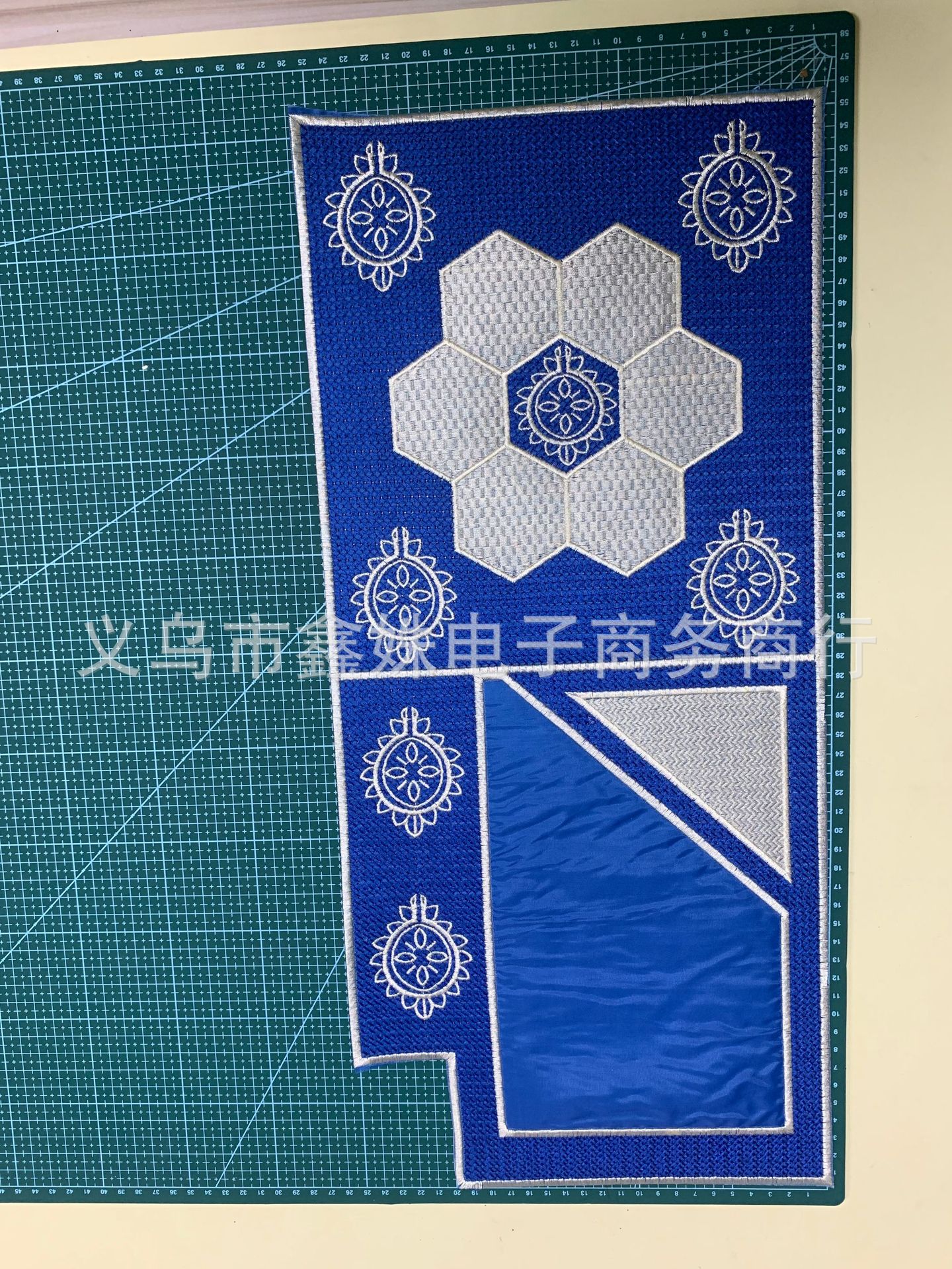 In stock of multi-color rectangular embroidered circular collar stage costume accessories pic 17