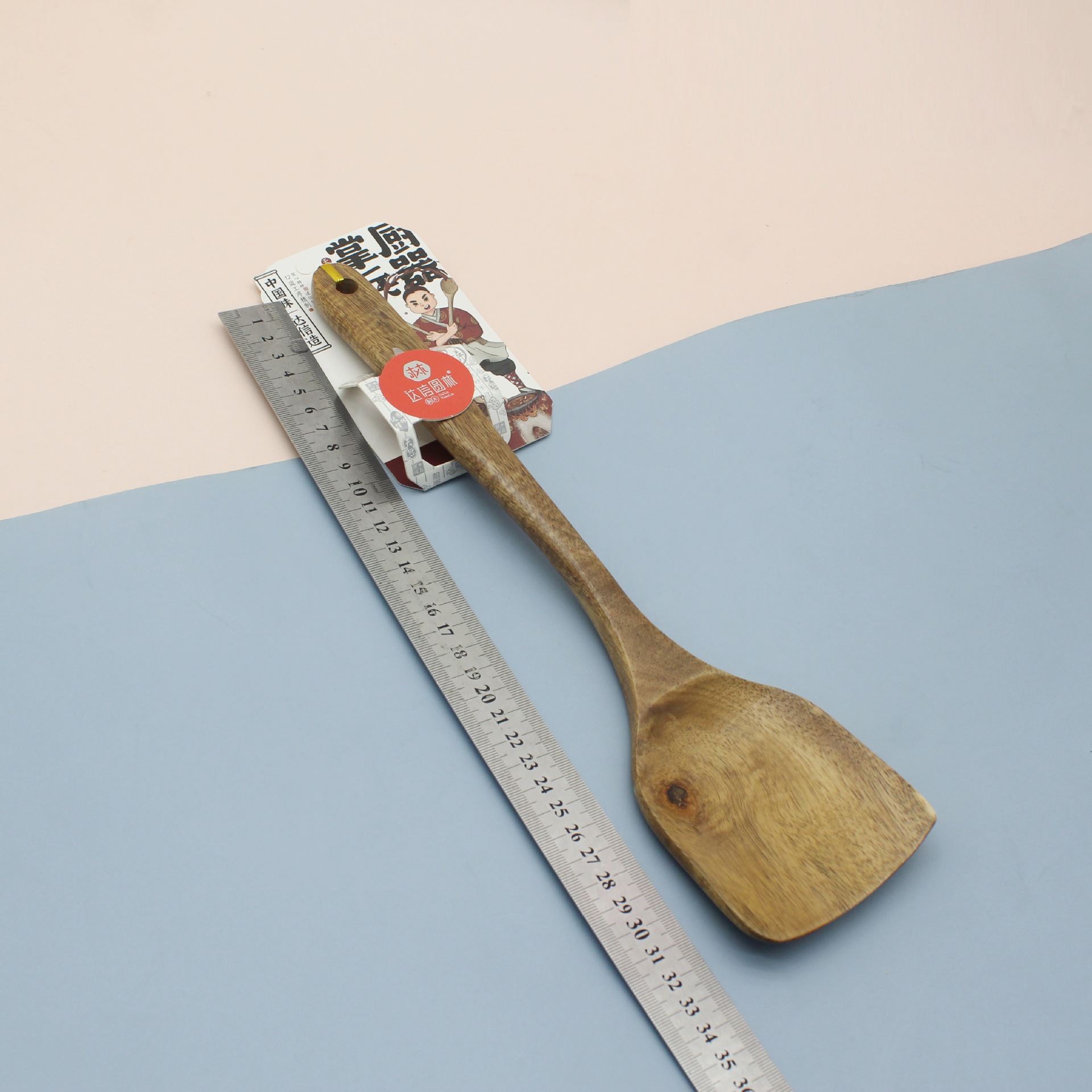 The wooden cooking spoon and spatula for the kitchen can handle everything from stir-frying to making soup, boiling, stewing and deep-frying in one go. It can also drain oil and water, and is not tiring to hold for a long time pic 10