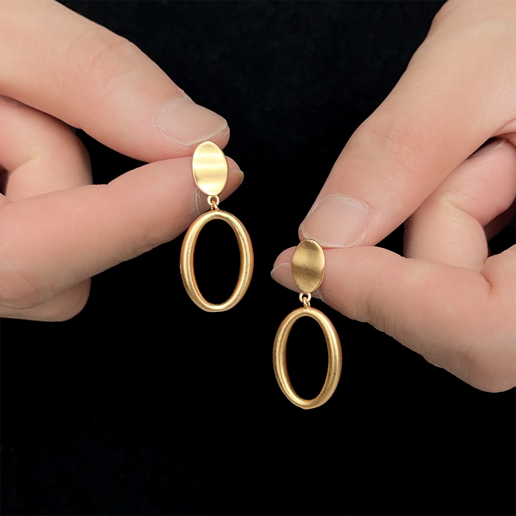 vintage light and mid-style matte geometric ring earrings, French and Hong Kong style high-end earrings, retro earrings pic 10