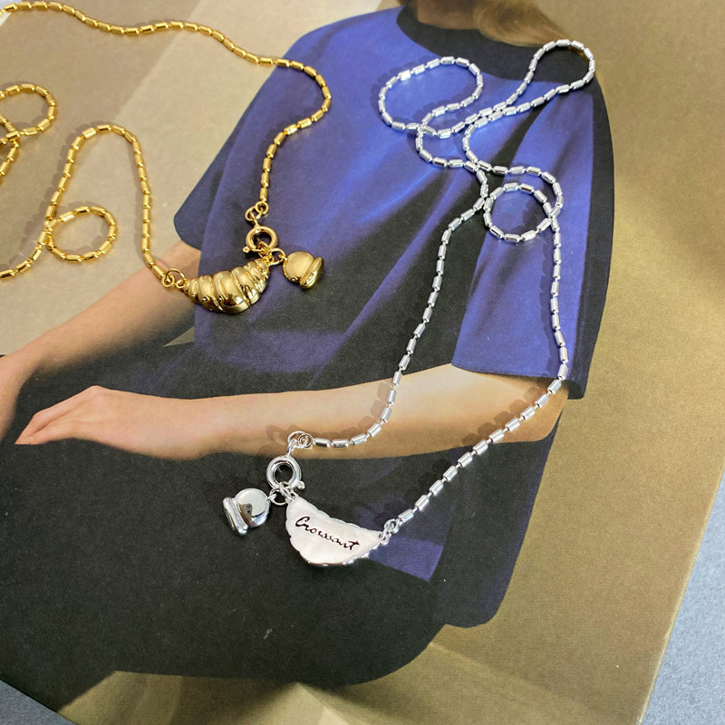 韩国小众设计高级感冷淡风法式毛衣链牛角包吊坠简约百搭锁骨链女详情4