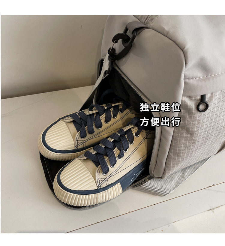 短途旅行包女轻便多功能斜挎运动健身包手提出差大容量收纳行李袋详情11