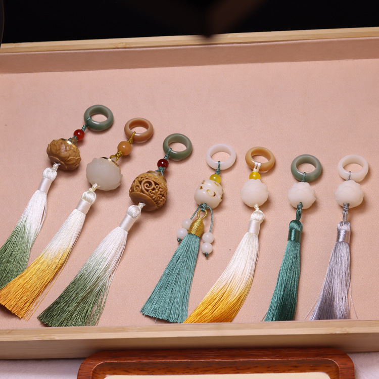 White, yellow and green Bodhi running ring pendant with tassel prayer beads pendant accessory, hand-held pendant with tassel hand-held prayer beads pendant pic 20