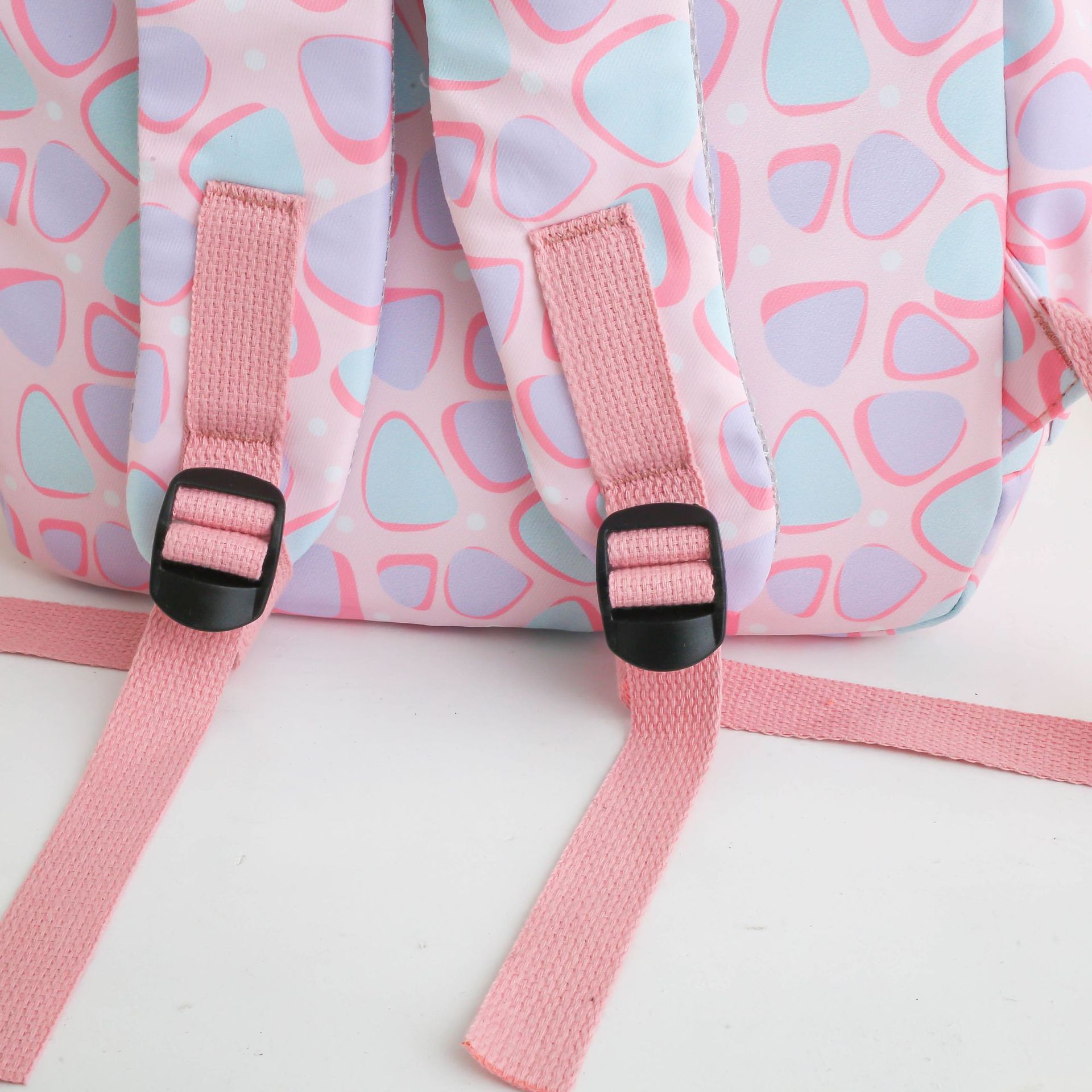 Wholesale of lightweight schoolbags for girls in primary and secondary schools, large-capacity bags for students in grades 3 to 6 on campus, and backpacks for girls pic 22