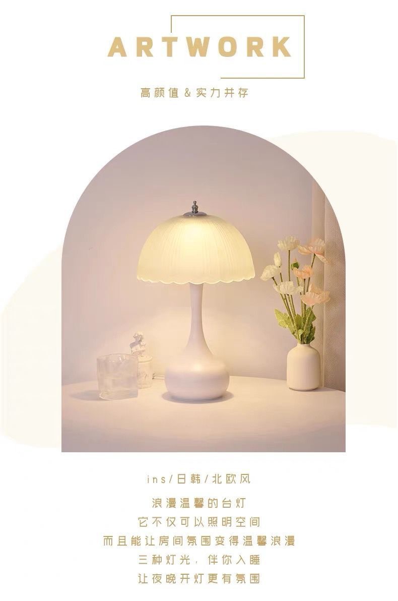 American retro table lamp, bedroom bedside lamp, light luxury and high-end feel, 2024 new wedding night light, French touch lamp pic 4