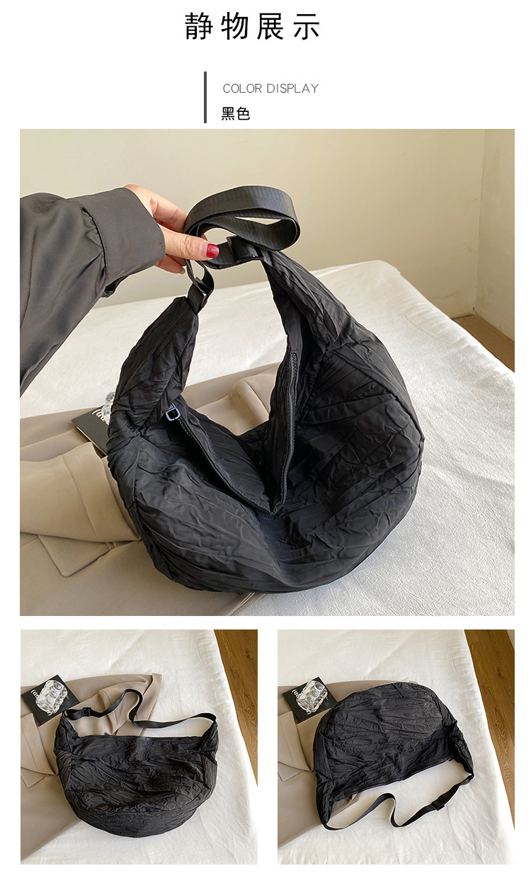 新品褶皱半月包简约时尚斜挎包大容量潮搭单肩包慵懒风都市休闲包详情12