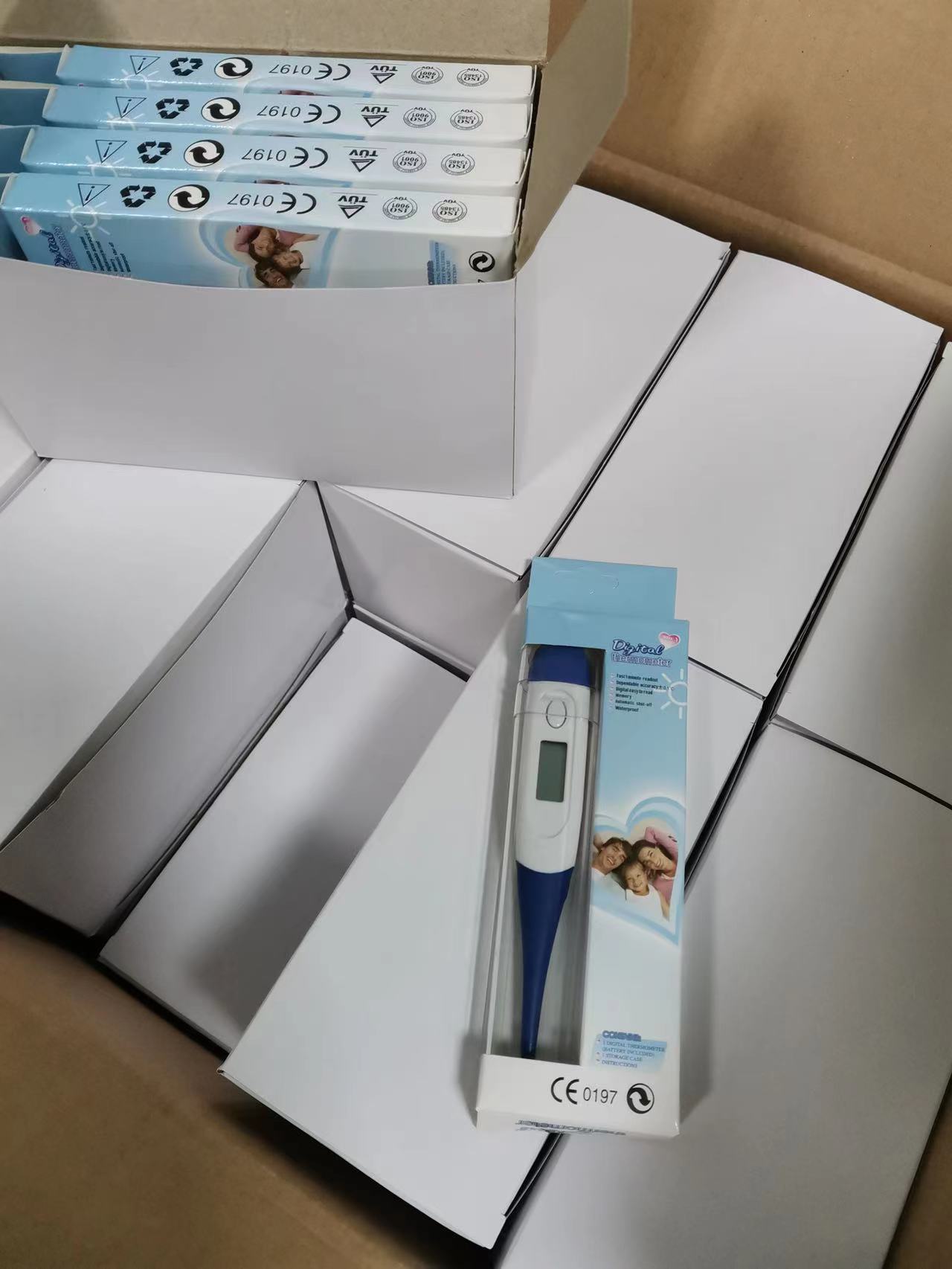 外贸工厂批发软头电子体温计儿童体温表腋下式数字温度计测温计详情7