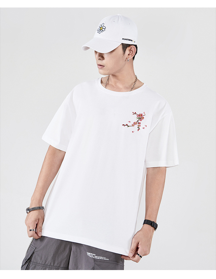 New Spring/Summer 2025 Guochao Chinese Trend brand loose plum blossom embroidered short-sleeved T-shirts for men and couples, summer half-sleeved pic 19