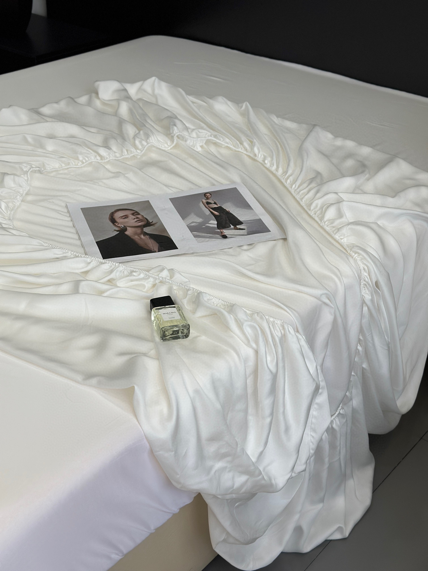 Tencel quilt cover bed cover, single piece, simple and cool summer ice silk bed sheet, suitable for sleeping naked, tatami dust cover pic 136