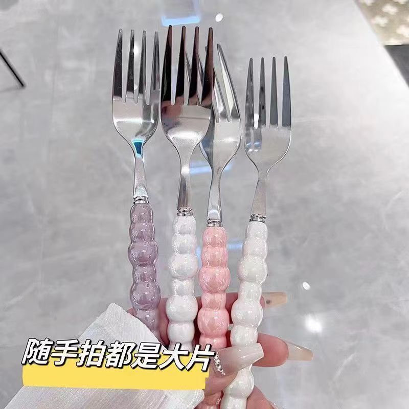 高颜值珍珠不锈钢西餐叉大号水果叉仿陶瓷手柄甜品主餐叉牛排叉子详情5