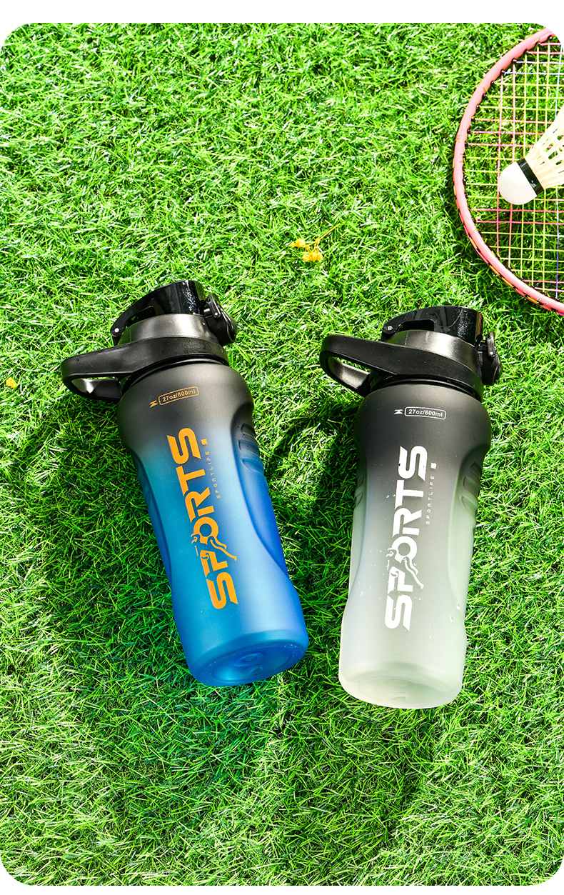 东南亚外贸大容量渐变喷砂直饮水杯男户外防摔手提水壶太空杯子详情14