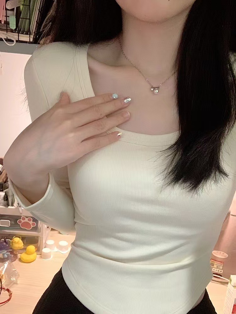 【厂家直销】秋冬正肩U领德绒t恤女内搭上衣女保暖修身长袖打底衫详情7