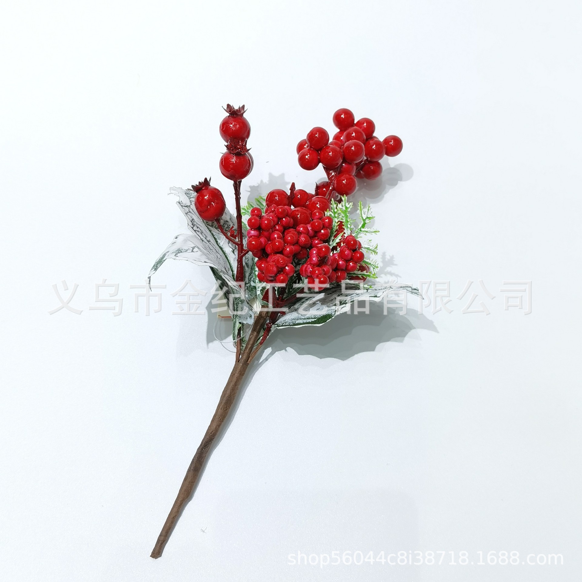 圣诞节跨境装饰品 红浆果花束插枝 仿真松针松果装饰 圣诞松针装饰 美观实用的圣诞节装饰详情3