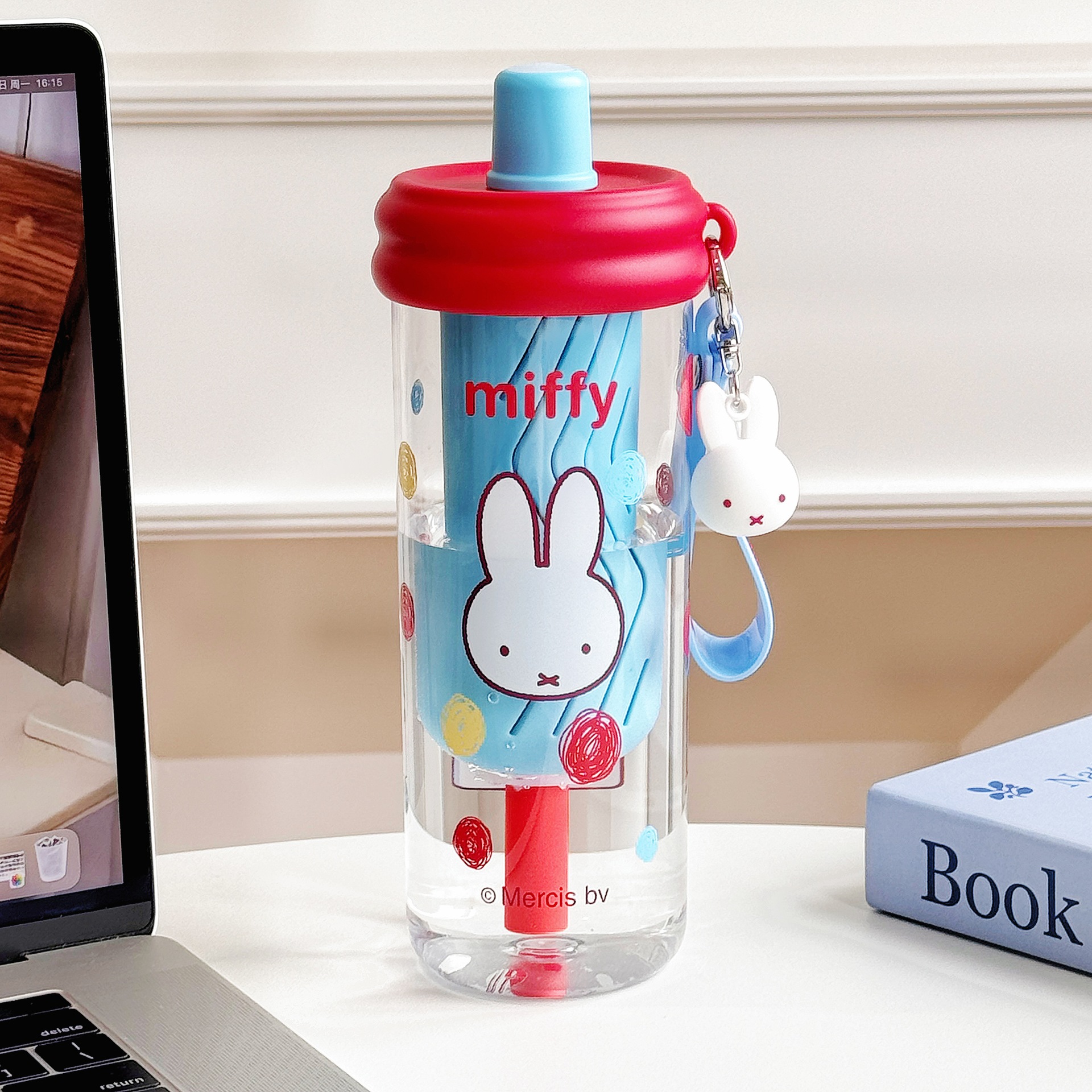 The new Miffy Rabbit plastic straw cup, cartoon tritan water cup, student high appearance level, tea-water separation dual-drinking cup pic 11
