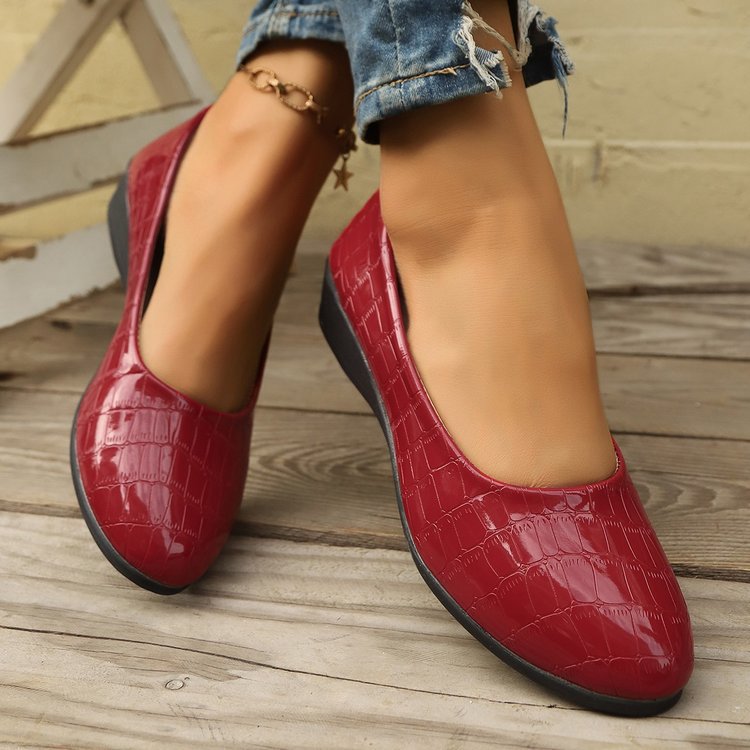 European and American export large-sized casual flat bean shoes 2025 Spring new style pointed-toe soft-soled outerwear shallow opening single shoes for women pic 5