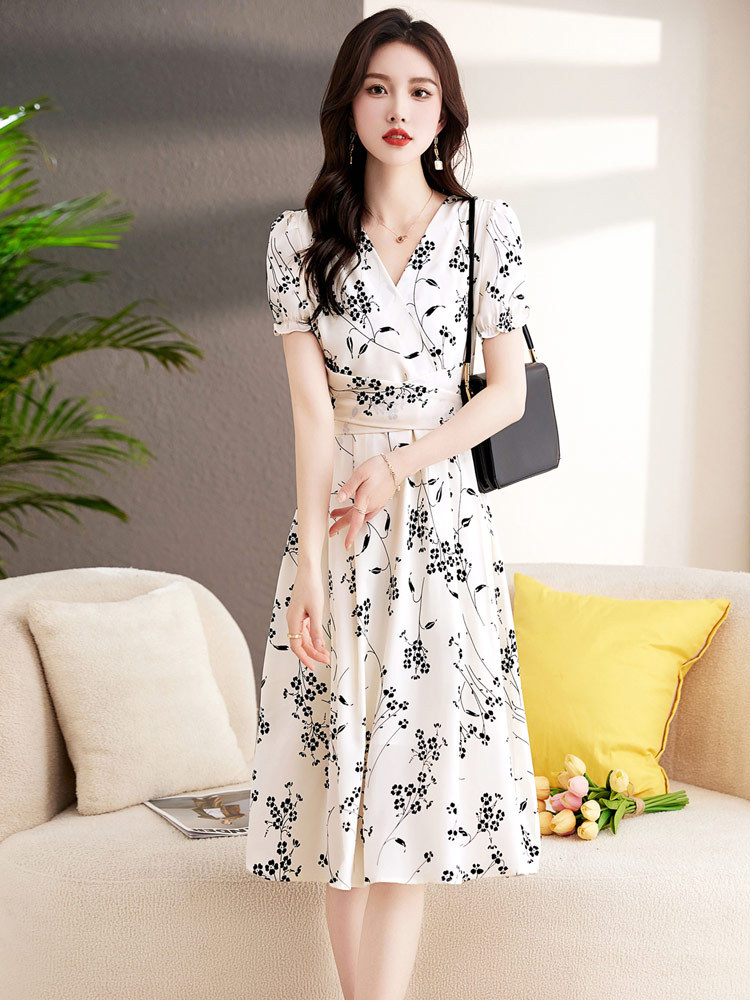 French floral chiffon dress for women 2024 Summer new style, fashionable, elegant and versatile V-neck midlength dress pic 15