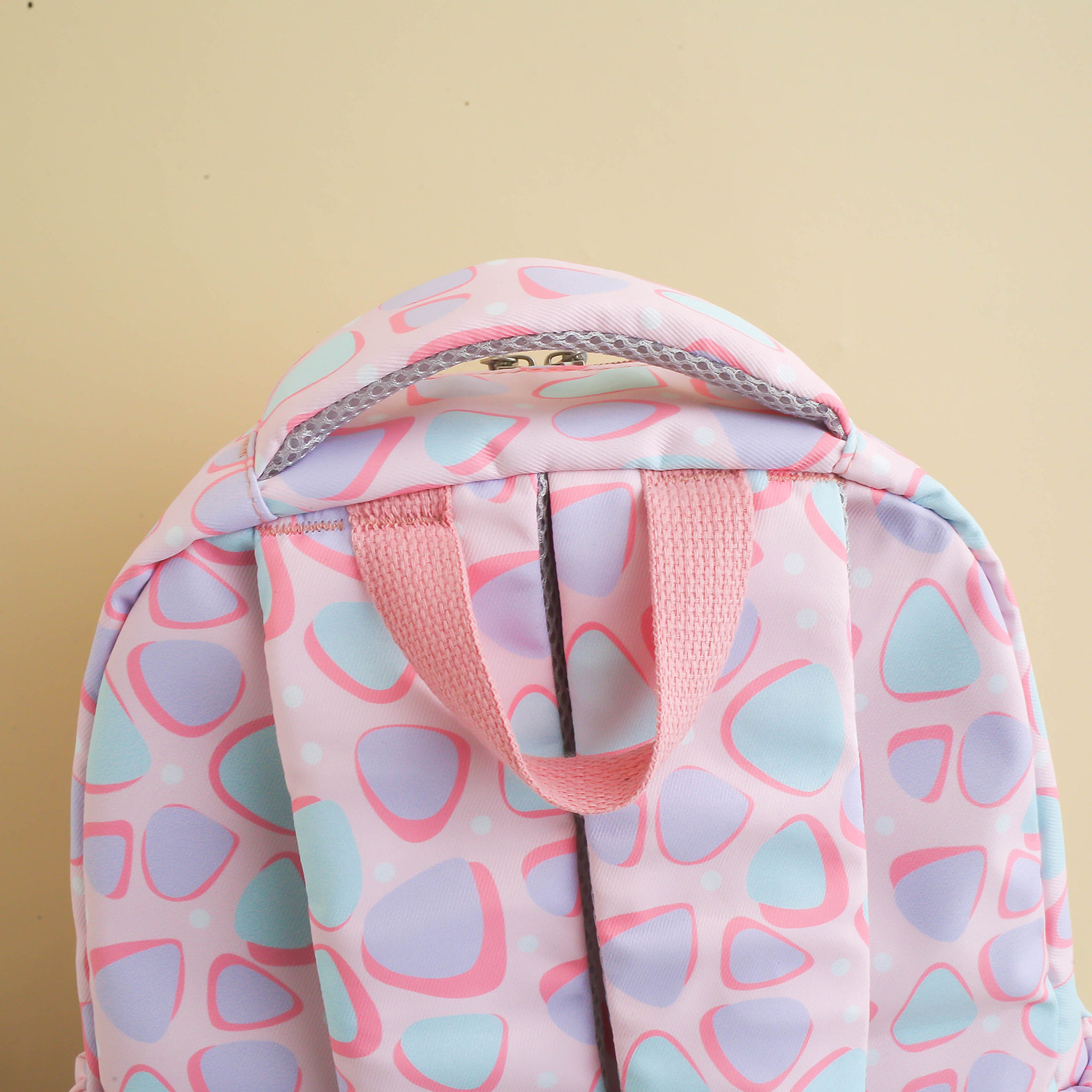 Wholesale of lightweight schoolbags for girls in primary and secondary schools, large-capacity bags for students in grades 3 to 6 on campus, and backpacks for girls pic 16