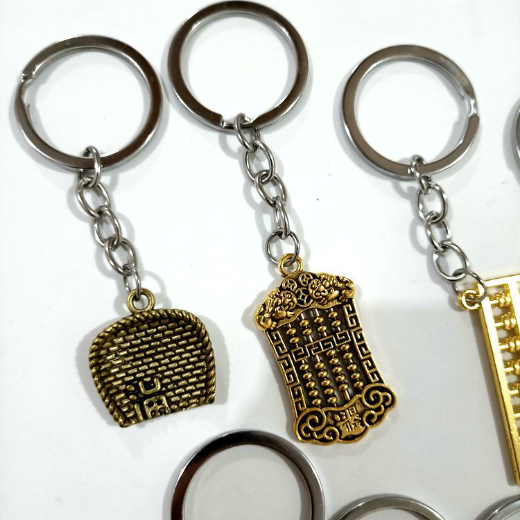 【 Zone 1-5 】 Copper-plated keychains 100 yuan per pack 2000 yuan per box, copper-like pendants, copper-plated keychains, keychains, metal accessories, street stalls, temple fairs, retro keychains 1 yuan, 2 yuan supply pic 4