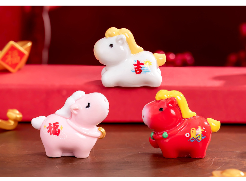 马年创意五彩小马公仔萌粒DIY装饰品桌面迷你车载摆件陶瓷工艺品详情7