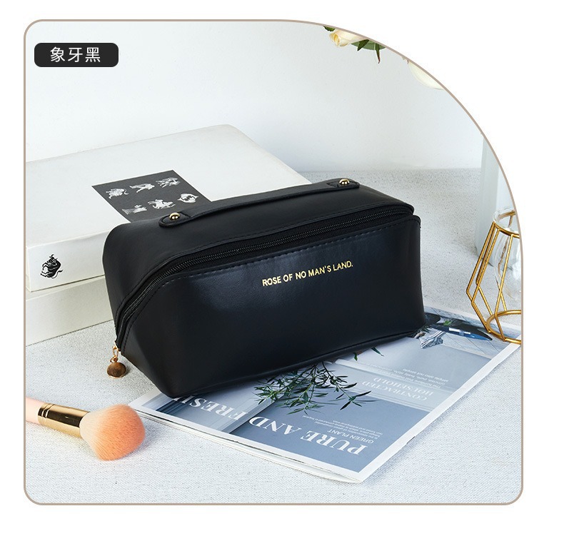 Light luxury style velvet makeup bag, storage bag, fabric toiletries and makeup bag pic 10