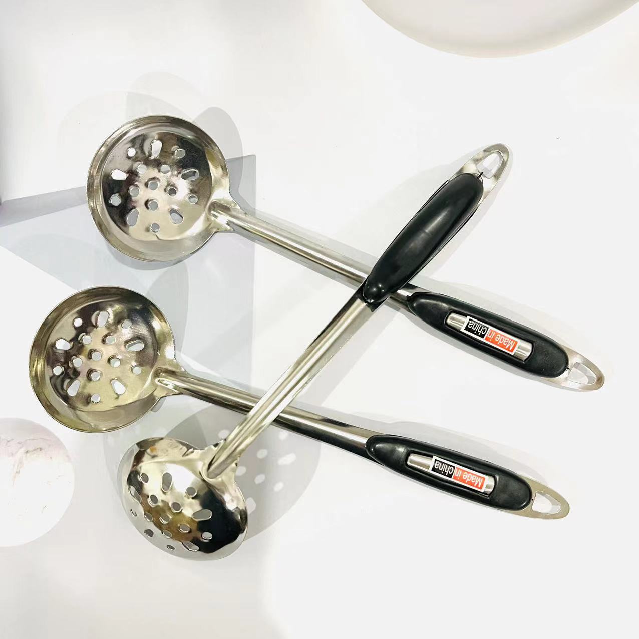 【 Zone 2-10 】7 cm sanded colander 10/ bundle 1500 / box 7 cm sanded colander household kitchen thickened colander spoon Long handle hot pot anti-scald hot pot spoon 1 yuan 2 yuan pic 3