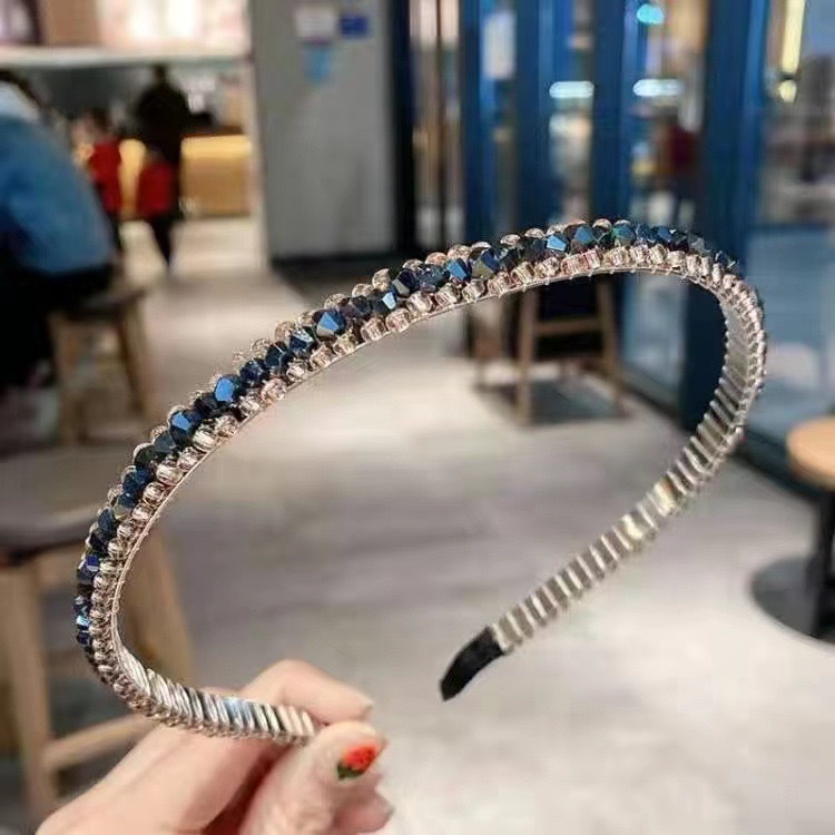 Summer headband: Silver, simple and fresh, ladylike, Instagram influencer style headband. Sweet diamond-encrusted headband pic 5