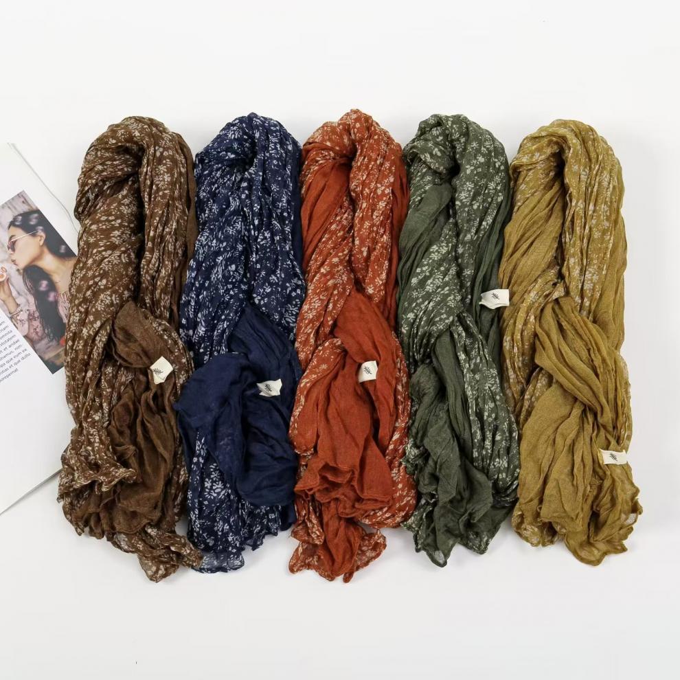 春秋麻花围巾褶皱简约百搭丝巾韩版外贸碎花披肩巴厘纱围巾女围脖详情6