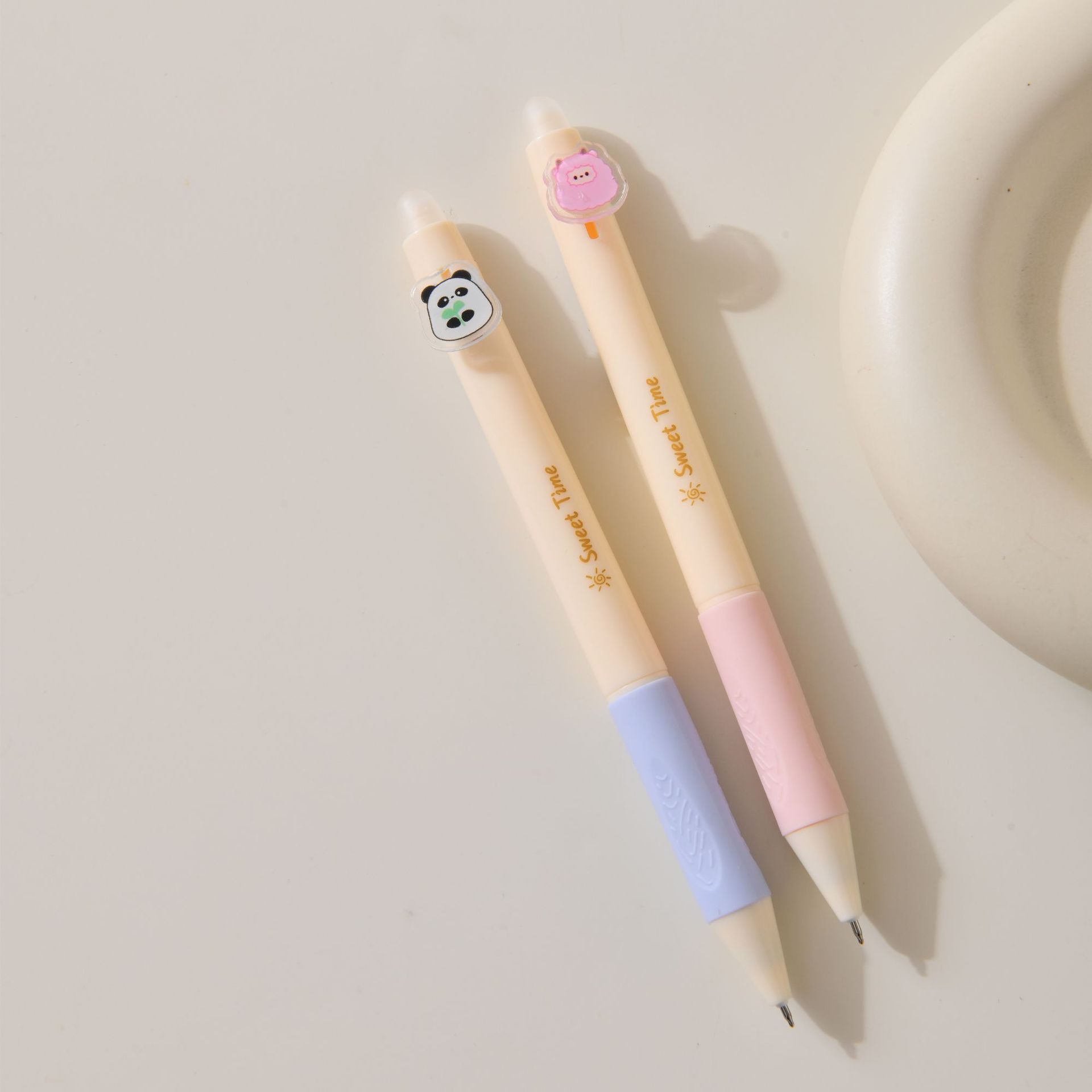 创意熊猫卡通速干可擦笔学生中性笔高颜值办公学习文具贴纸详情7