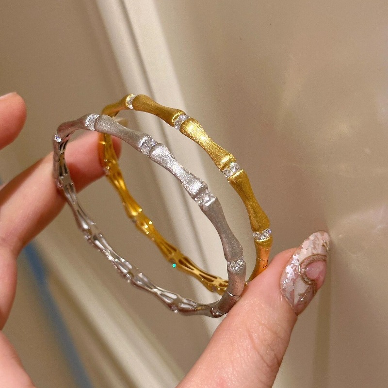 The new Chinese-style brushed gold and silver bamboo joint bracelet features a retro, exquisite, light luxury and high-end design pic 3