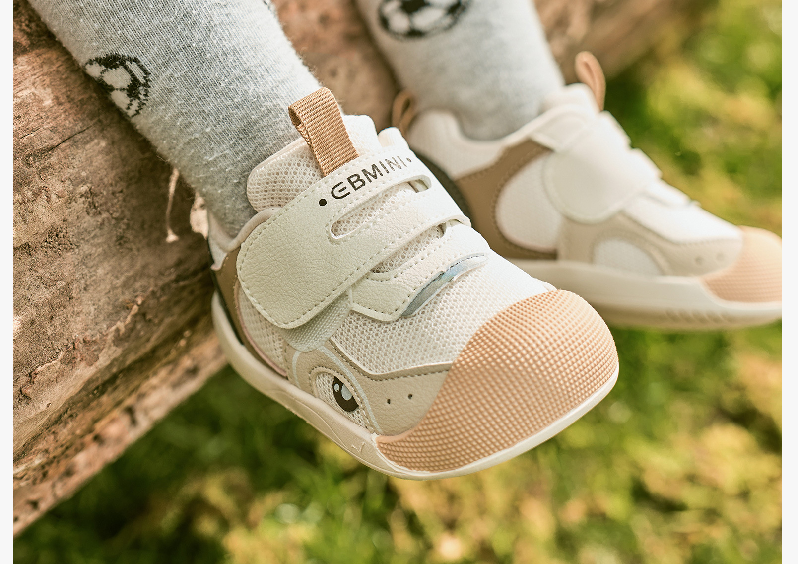 英贝米尼轻稳学步鞋2025春季新款男宝宝鞋子软底婴幼儿透气鞋女宝详情12