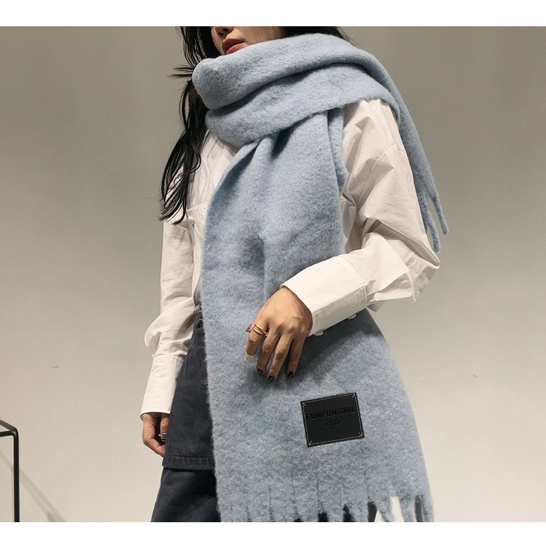 Autumn and winter Ankela Red Wool Scarf for women, new solid color thickened warm scarf, high-end, simple and versatile shawl pic 13