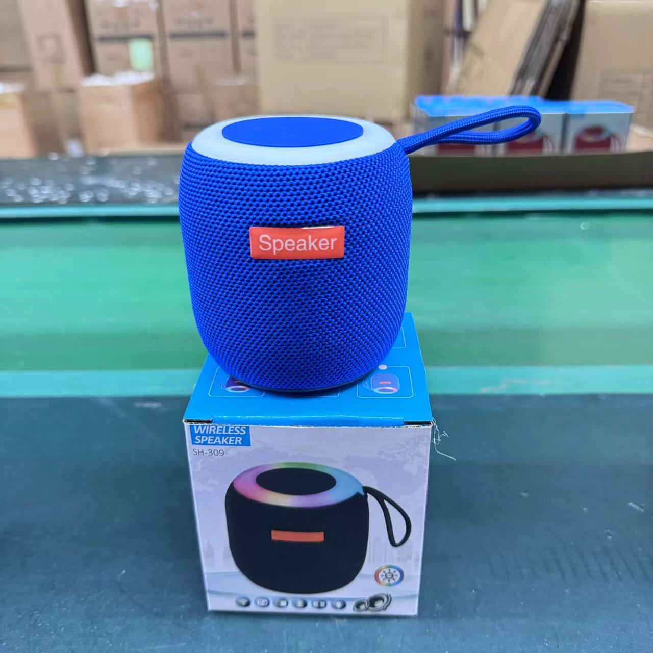 Cross-border 309 Bluetooth speaker, outdoor cycling wireless portable card-inserting subwoofer, home ambient light, desktop speaker pic 9