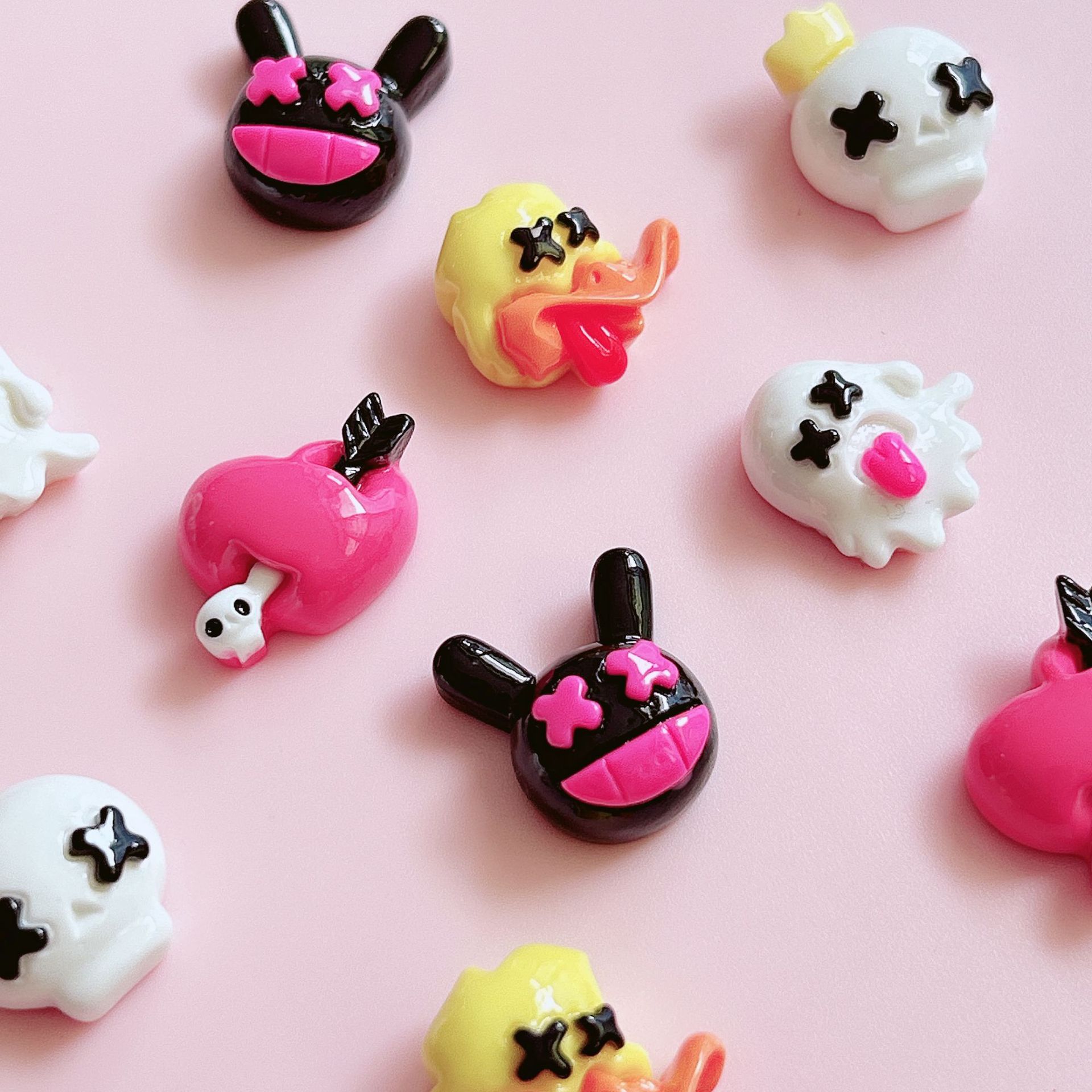 XN Sweet and Cool Creative Skull Party diy Resin Jewelry Accessories Handmade Hair Clip Pendant Jewelry Material stickers pic 8