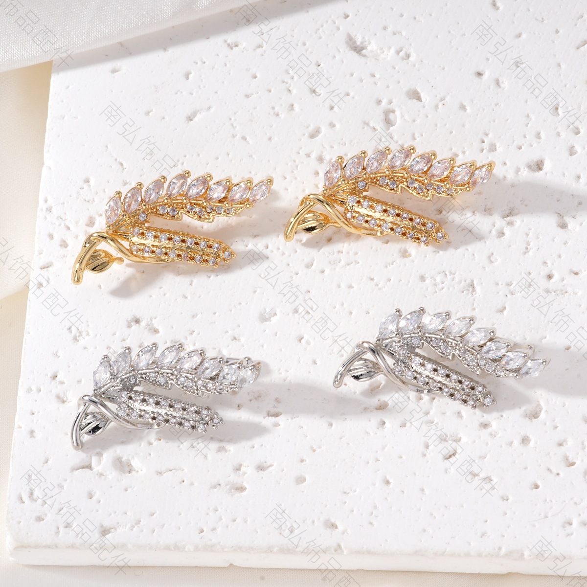 Copper-plated real gold color retention, zirconium-inlaid feather and leaf necklace, universal buckle, pendant, DIY high-end pendant accessory pic 7