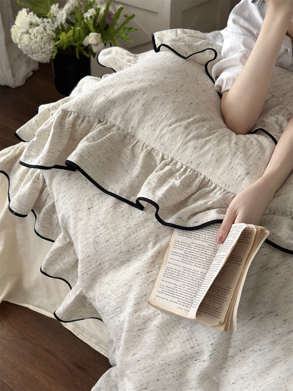 French-style high-grade dyed all-cotton double-layer yarn four-piece set, pure cotton black fringed lace duvet cover, princess-style naked sleeping bed sheet pic 11