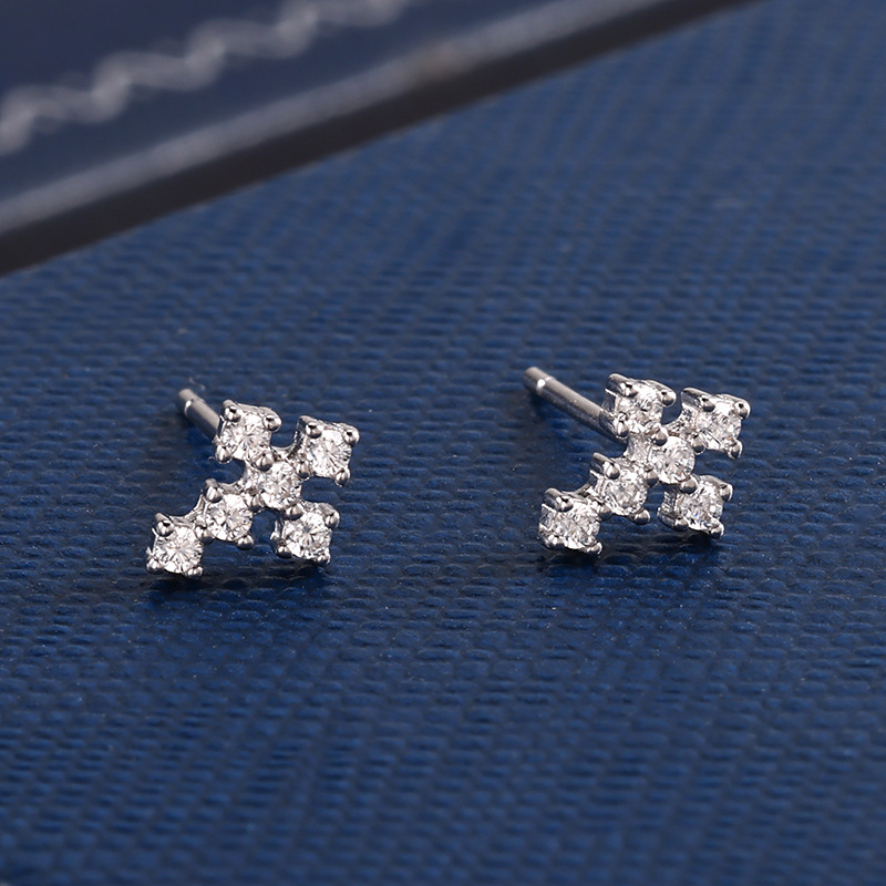 Influential Accessories S925 sterling Silver plated 14K mini cross Stud earrings for women, simple, fashionable, versatile and niche earrings wholesale cross-border pic 6