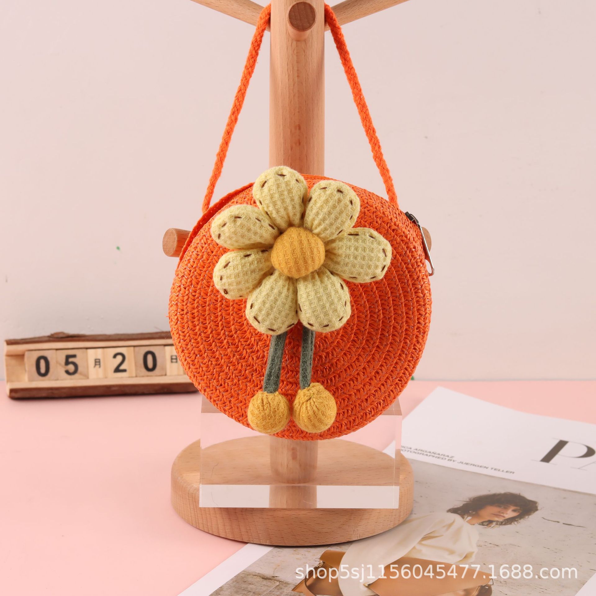 春夏新款儿童草编小包包小女孩可爱零钱斜跨圆包公主潮时尚单肩包详情24