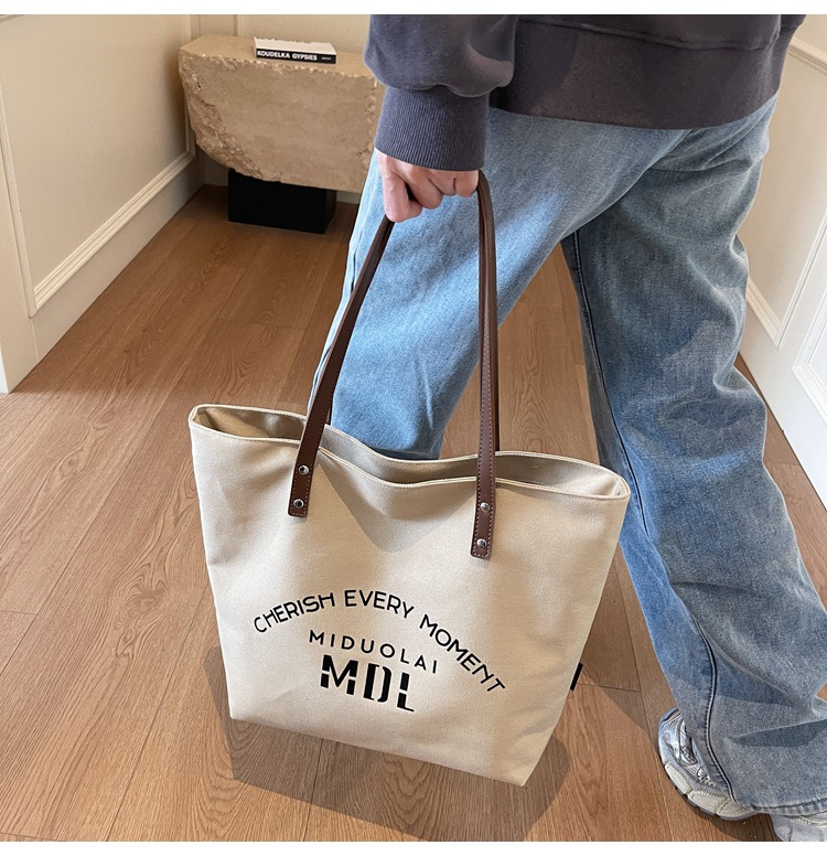 Large-capacity 2025 new style simple single-shoulder hand-carry cloth bag, college student class tote bag, versatile canvas bag for women pic 31