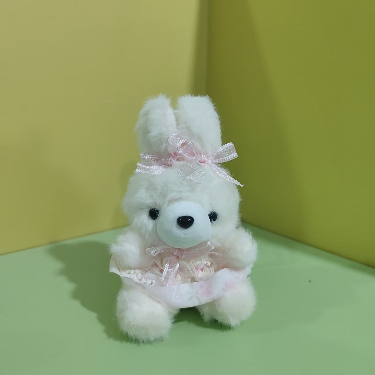 Cute and adorable internet-famous little rabbit pendant, plush toy doll, dress, rabbit bag, hanging decoration, keychain, doll pic 4
