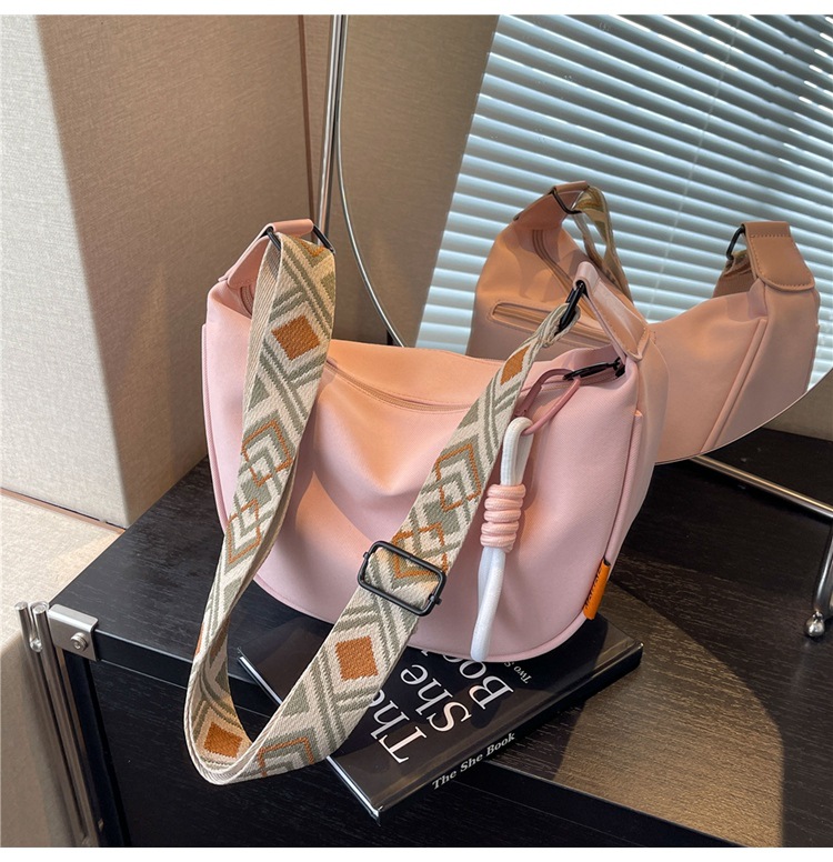 Casual nylon fabric bag for women, 2024 new trendy Korean style crossbody dumpling bag, versatile large-capacity canvas single-shoulder bag pic 26
