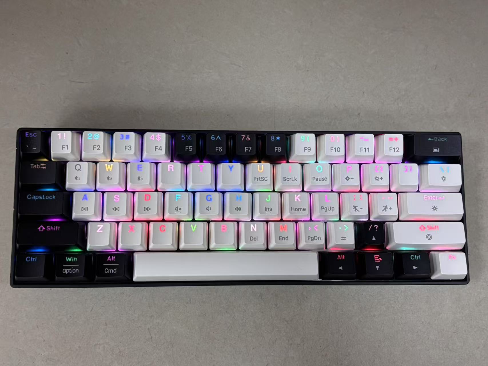 蓝牙三模机械键盘61键RGB发光茶轴电竞无线游戏键盘 工厂热销详情16