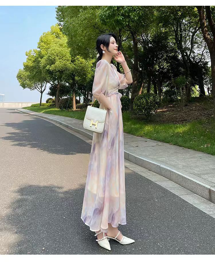 碎花连衣裙女2025夏季新款设计感气质收腰显瘦茶歇法式系带长裙子详情8