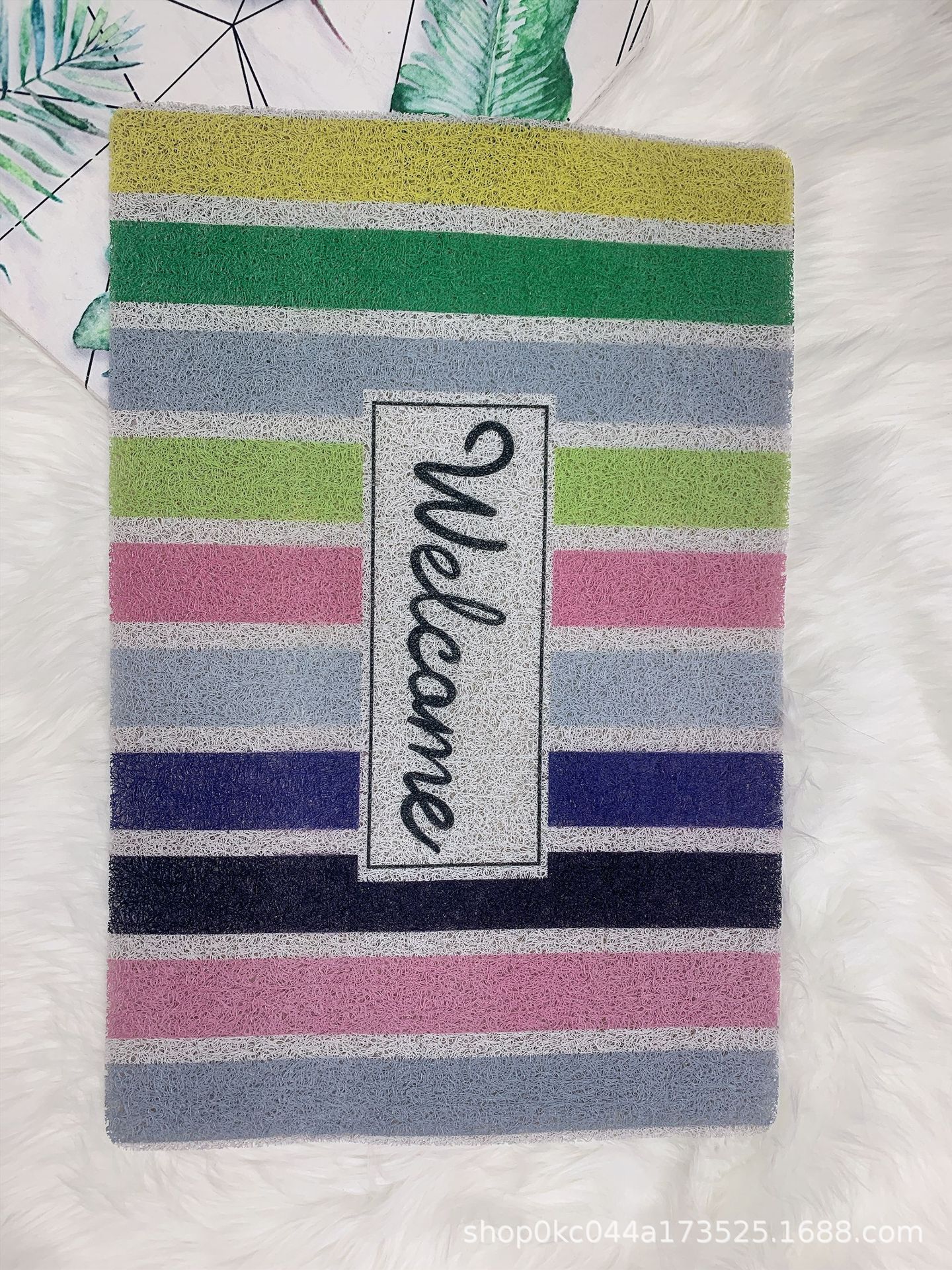 Wholesale of bathroom anti-slip MATS, carpets, water-absorbing PVC printed color strips, household floor MATS and pvc floor MATS in stock for foreign trade pic 4