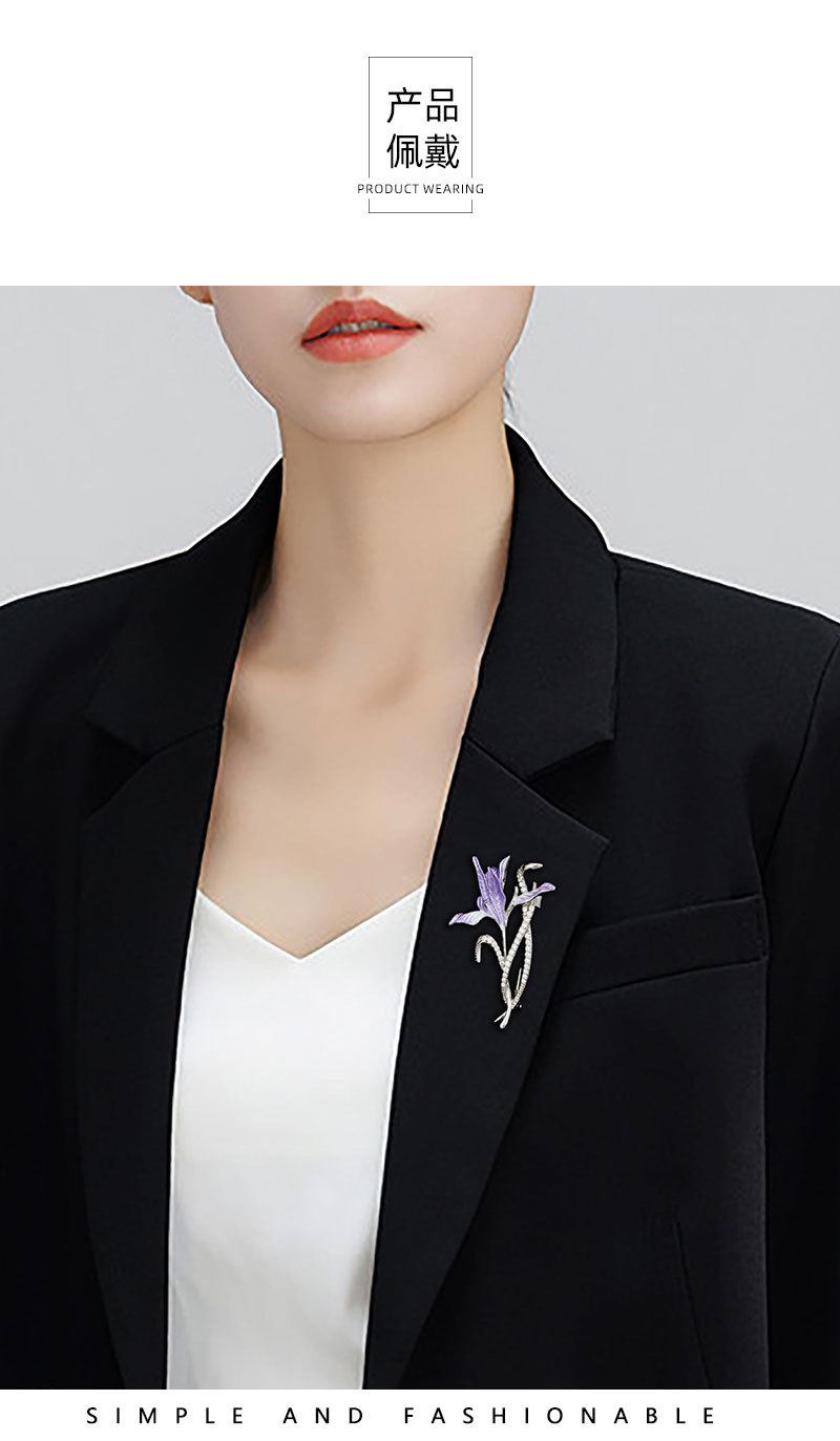 The elegant purple enamel iris flower brooch exudes a fashionable and versatile charm. It is a new oil-drip flower brooch for women pic 6