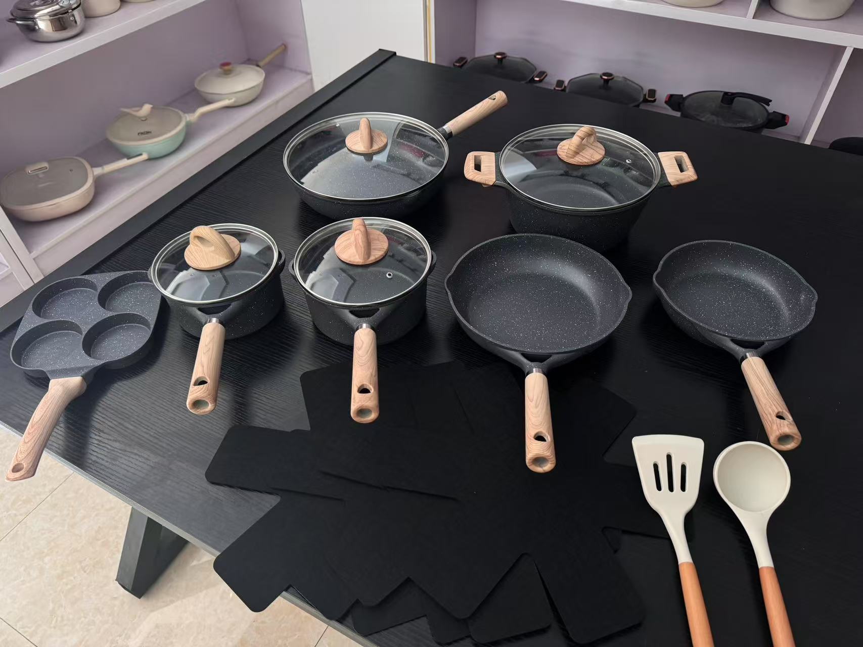 Cross-border high-end cookware sets: Non-stick pans, kitchen cookware, woks, frying pans, soup Pots, milk POTS, stewing POTS, POTS, granite pic 1