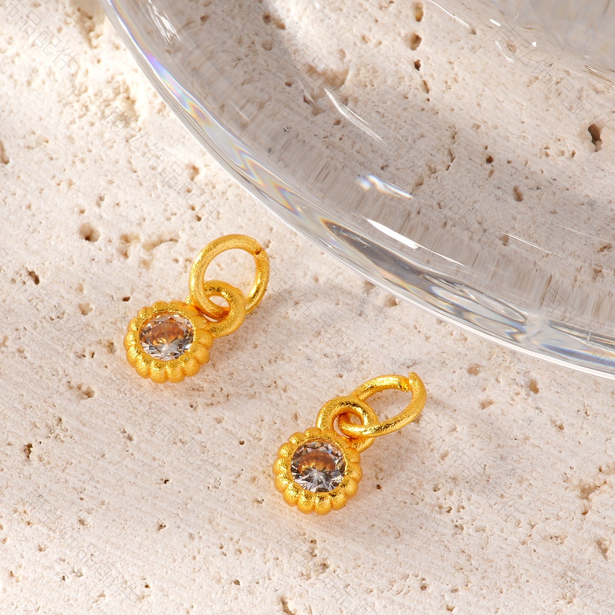 New ancient-style sand gold high-color retention zirconium-inlaid small slipper Chinese-style high-end bracelet and necklace DIY accessory pic 7