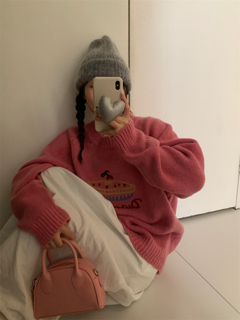 New gentle cake round-neck embroidered sweater for women in autumn and winter, Korean cartoon style, youthful and versatile knitted sweater for women in autumn pic 14